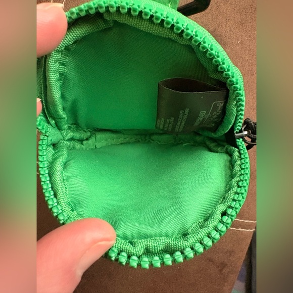 FP Movement Essentials Only Pouch - Picture 7 of 9